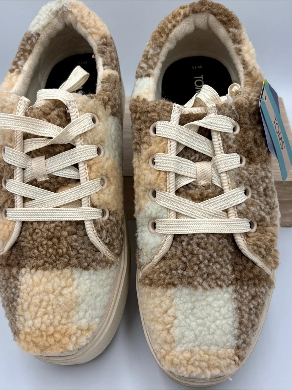 Toms cozy sneakers